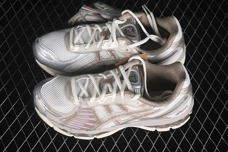 All categories Asics ASICS series Asics Gel-Nimbus 12.1 C version pure original Asics Gel-Nimbus 12.1 ASICS retro breathable casual shoes cushioning men's wear-resistant running shoes 1203B144-100